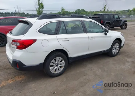2018 Subaru Outback 2.5I z USA, uszkodzony, nr VIN 4S4BSAAC7J3373467